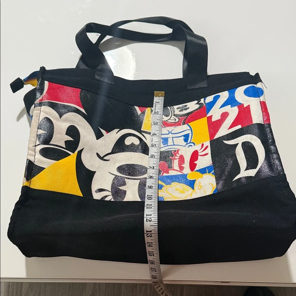 DISNEY Parks 2021 Mickey Mouse Tote Bag w Minnie Donald Pluto & Goofy